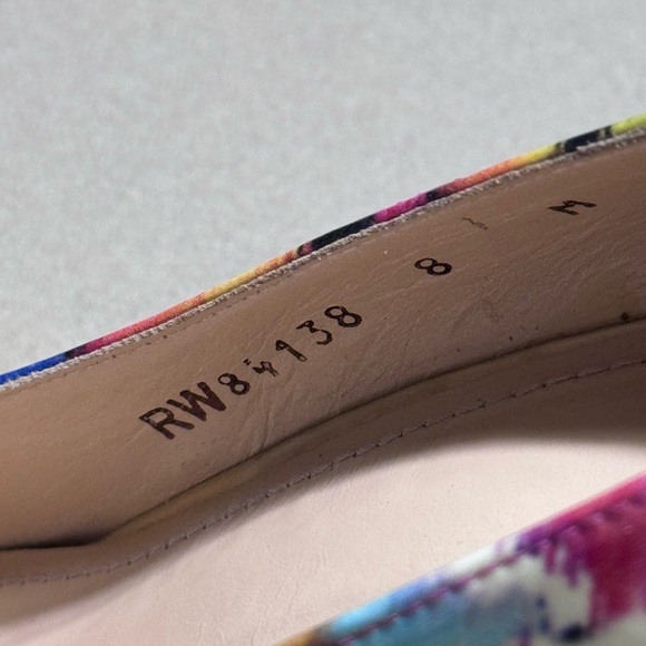 Stuart Weitzman Heist Bright Candy Aniline Patent Leather Pumps - Picture 6 of 7